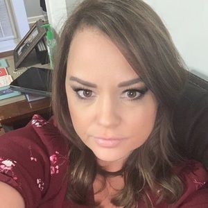 Meet your Posher, Annie